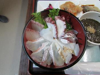 海鮮丼 海鮮丼