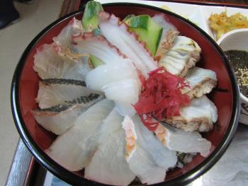 海鮮丼 海鮮丼