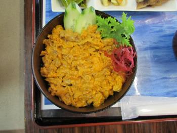 メガウニ丼 メガウニ丼