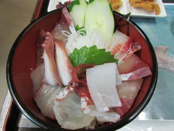 海鮮丼 海鮮丼