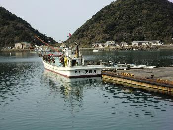 定置船 定置船