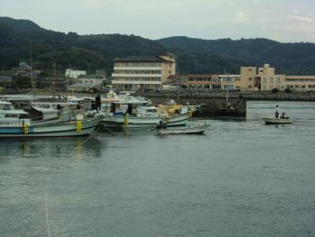台風つなぎ 台風つなぎ